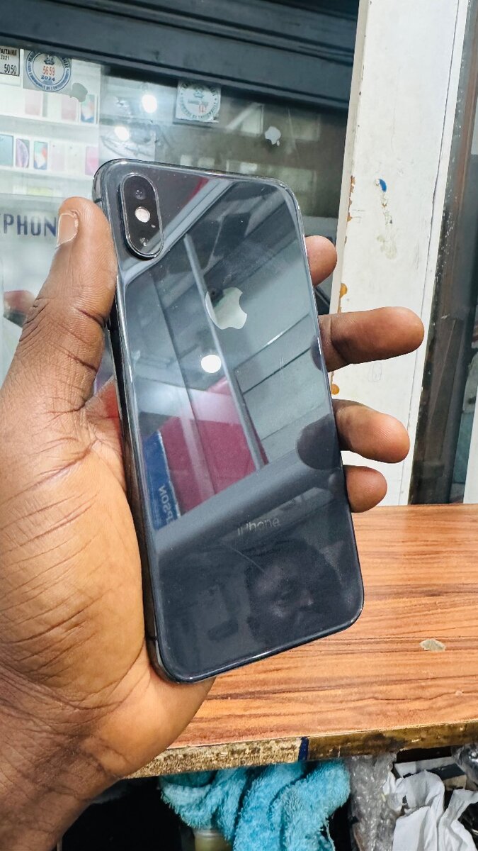 iPhone XS 64giga sans ID