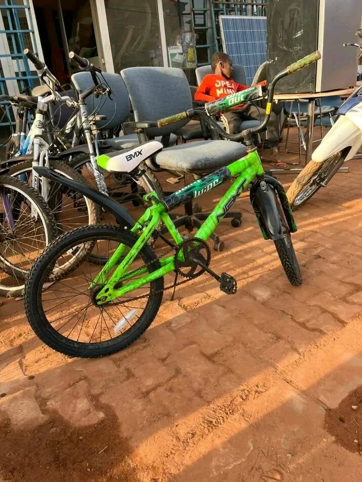 Vélo enfant BMX vert