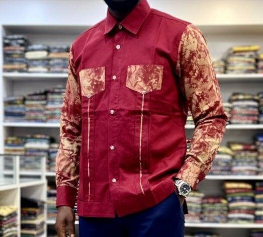 Chemise à motifs élégants