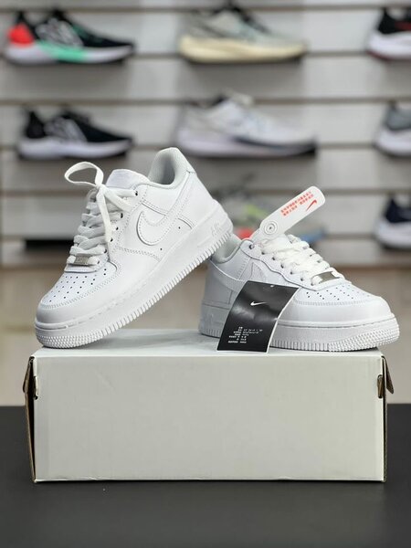 Baskets blanches homme tendance
