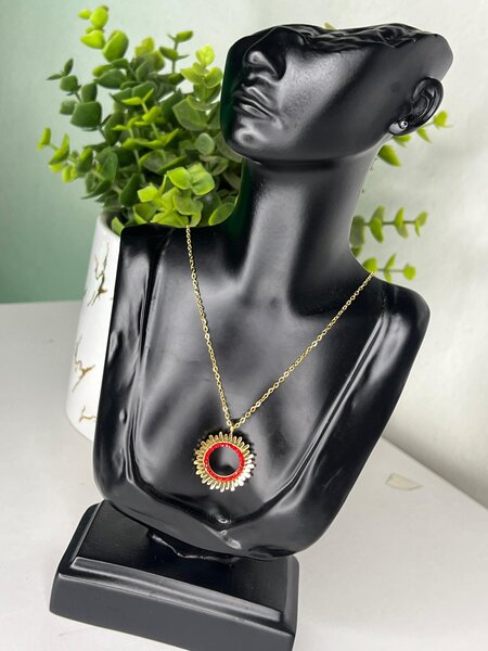 Collier pendentif élégant