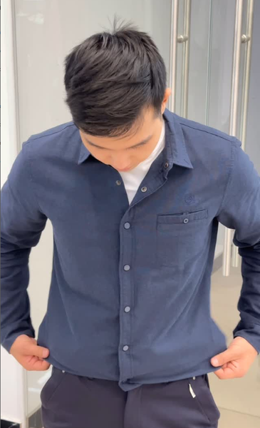 демисезонная рубашка из мягкой джинсовой ткани