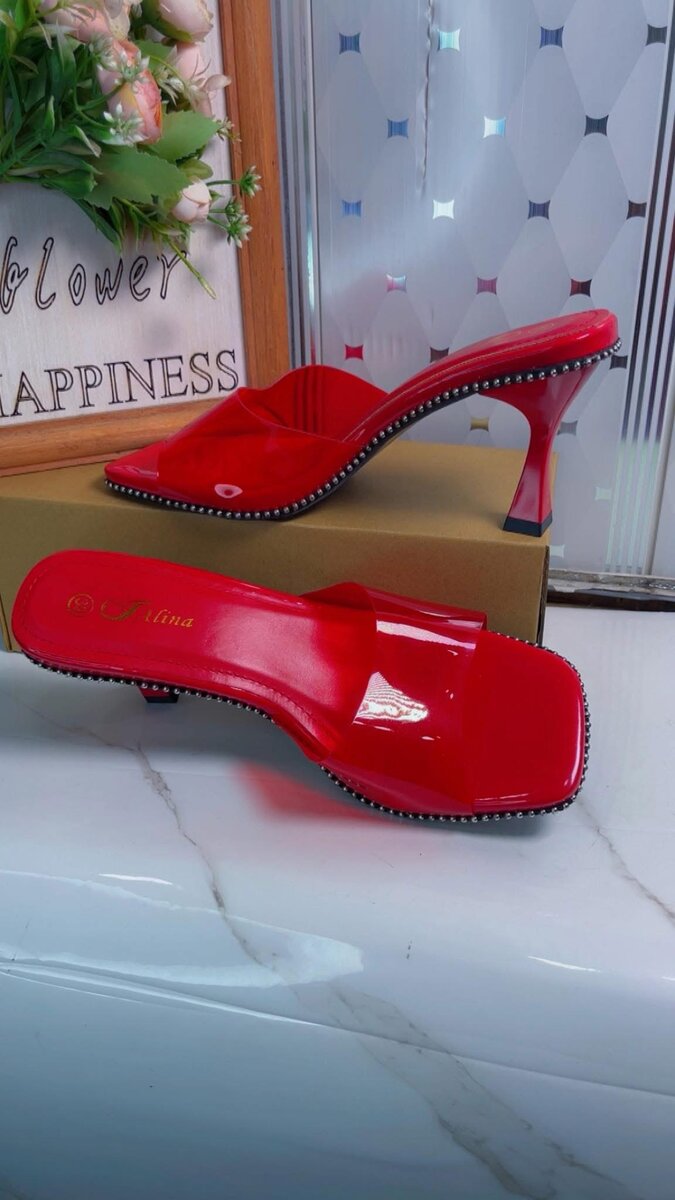 Mules à talons élégantes