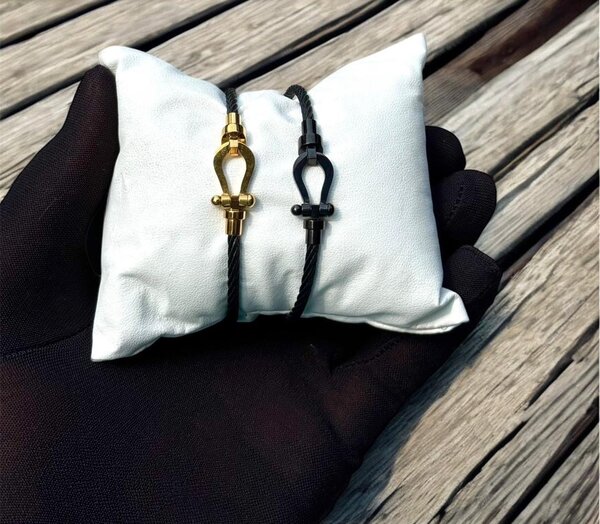 Ensemble de 7 bracelets en acier et corde