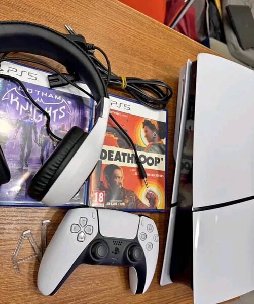 Console PS5 avec accessoires