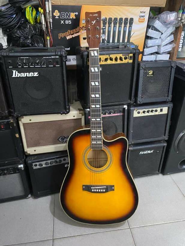 Guitare acoustique électro-acoustique