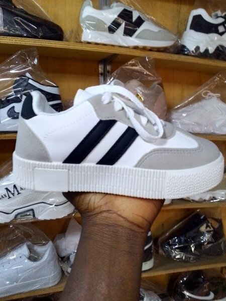 Baskets unisex confort style