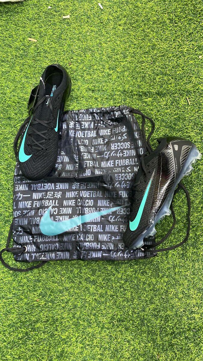 Chaussures de Foot Nike