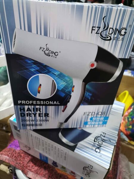 Sèche cheveux professionnel