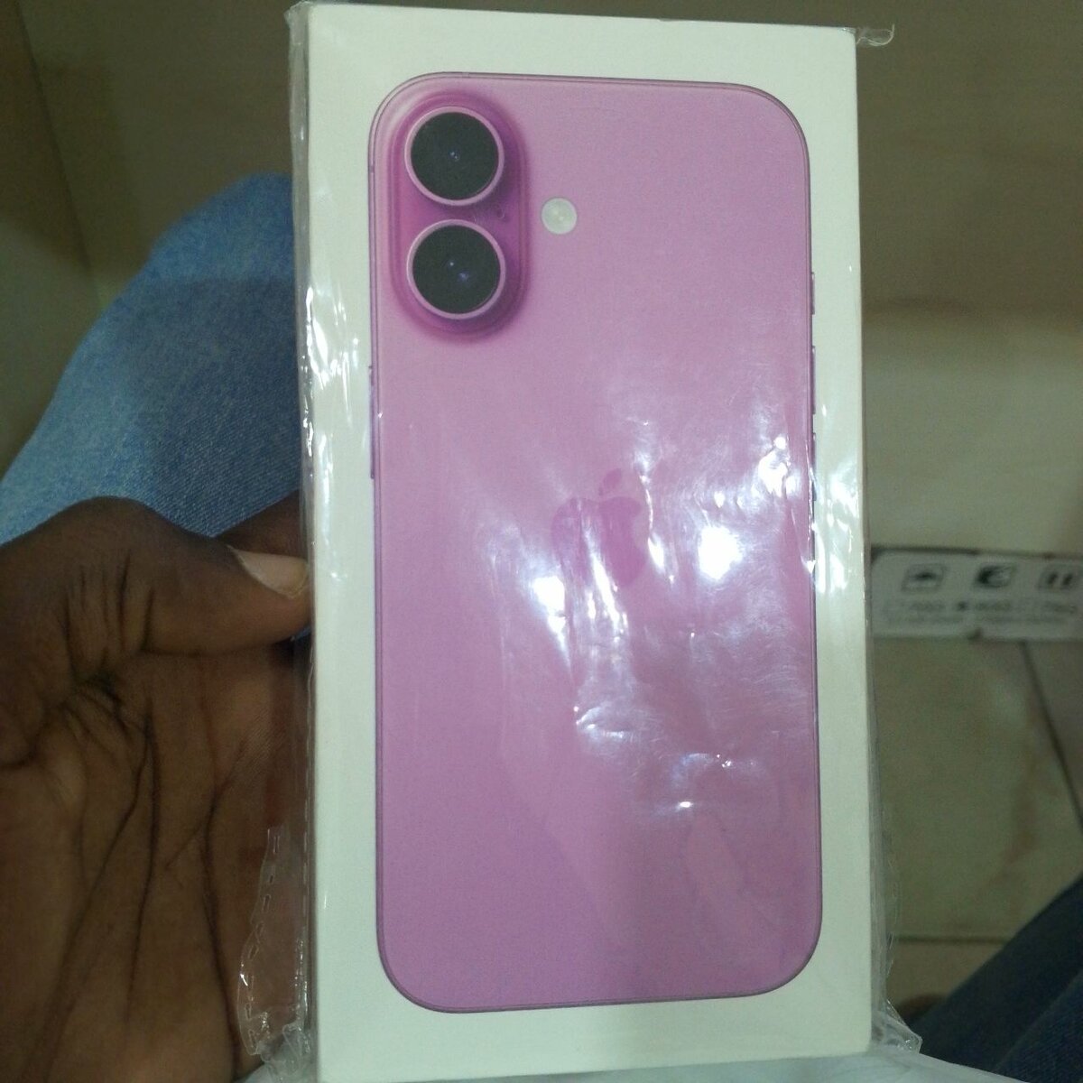 Iphone 16  128g ( Rose)