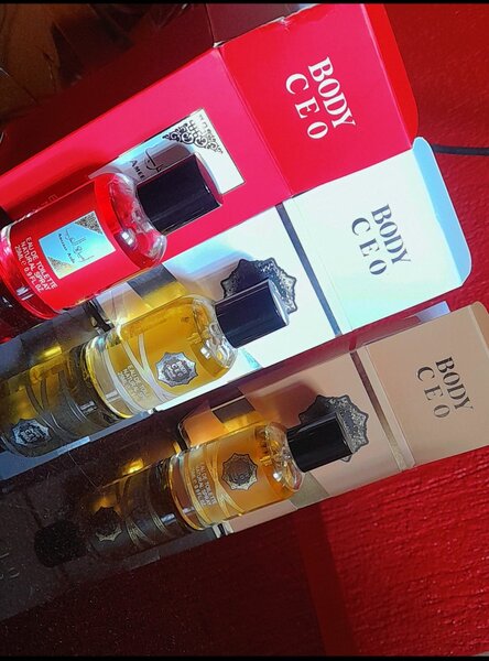 Parfums variés pour hommes et femmes