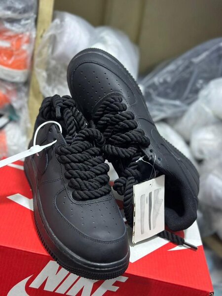 Airforce 1 black big lace