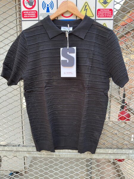 Polo rayé élégant pour hommes