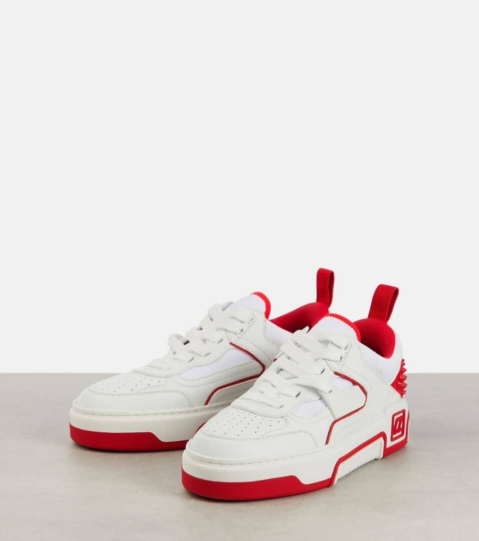 Sneakers blancs et rouges homme