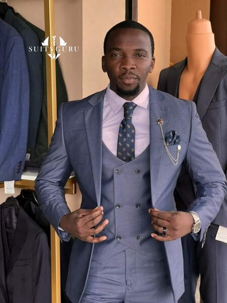 Elegant men's suit 