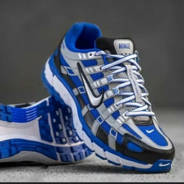 Chaussures Nike bleu et blanc