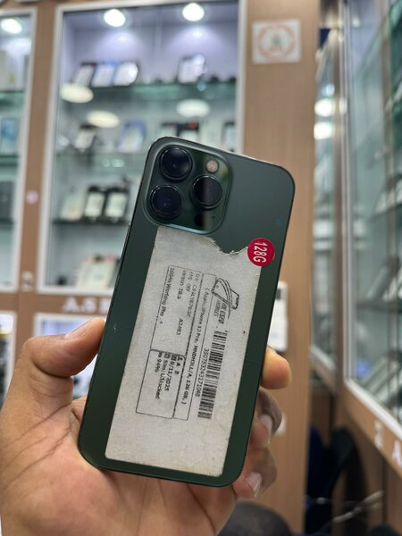 13 pro 128Go retour casi fine