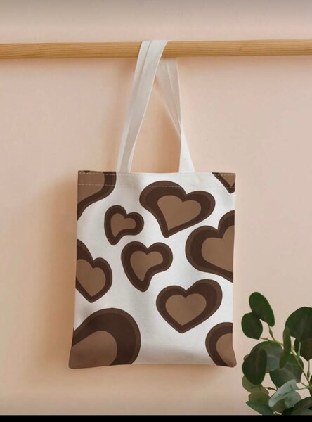 Sac cabas motif cœurs