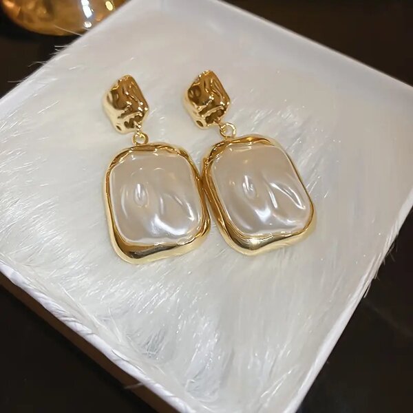 water pearl earings