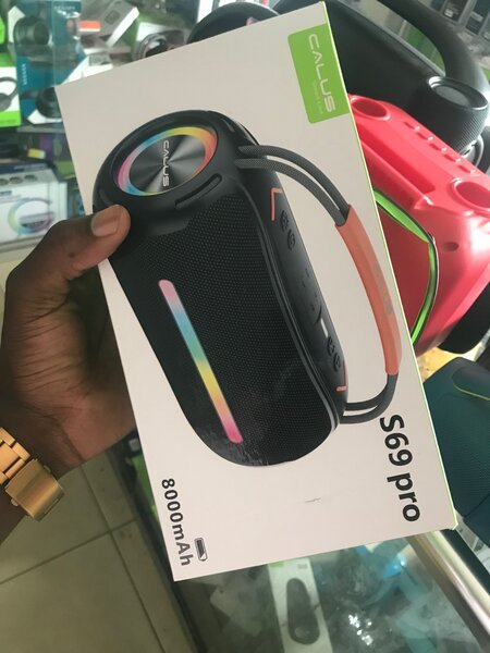 Calus portable speaker