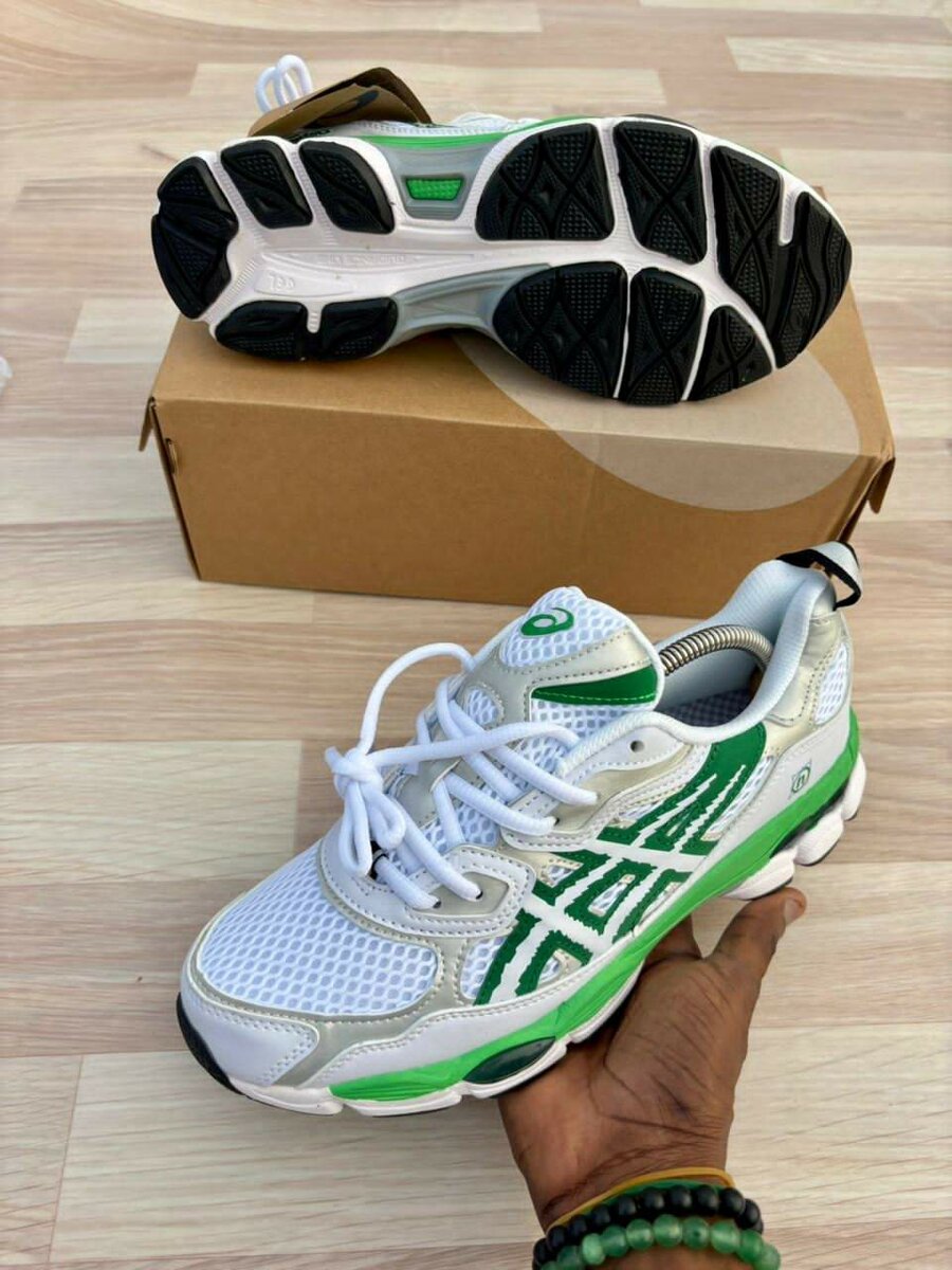 Green Stripe Running Shoes