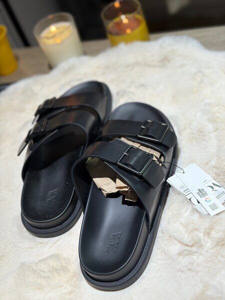 Sandale Noire En cuir