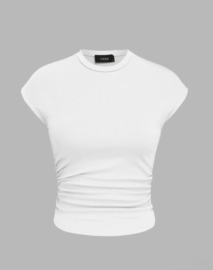 Top blanc ajusté