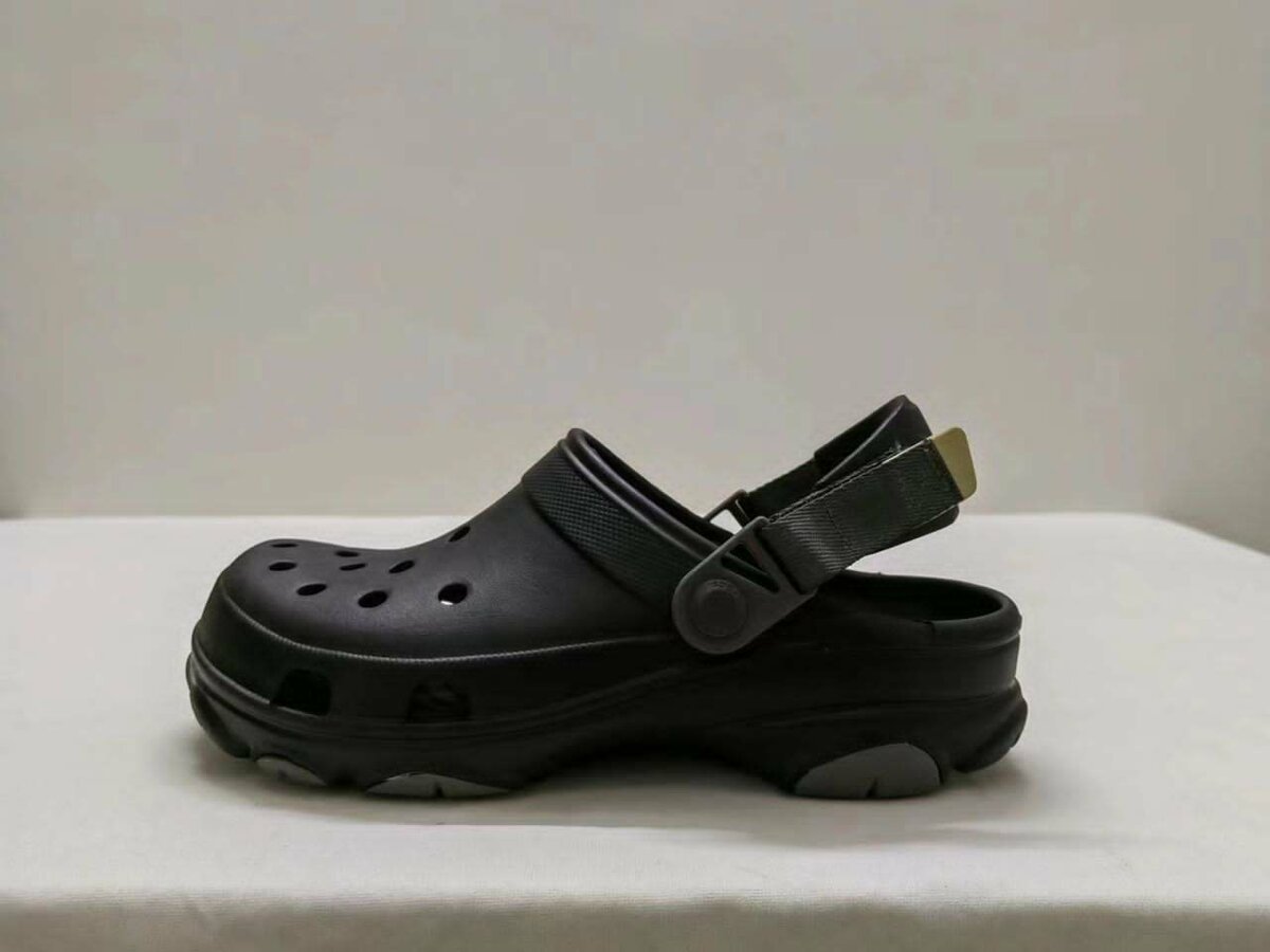 CROCS