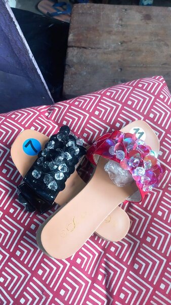 Sandales Cristallines Éclatantes