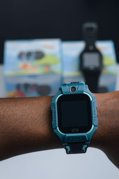 Montre connectée enfant GPS