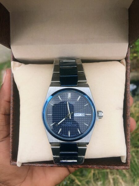 Montre Homme Élégante en Acier