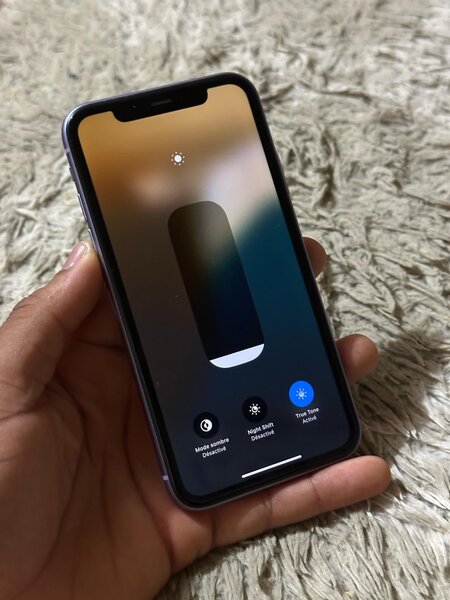 iPhone 11