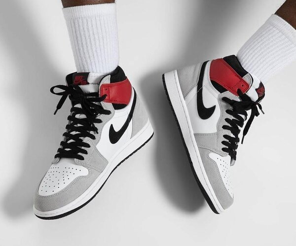 Nike Air Jordan 1