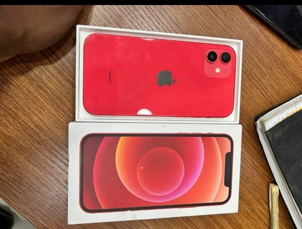 iPhone 12 Coloré Neuf