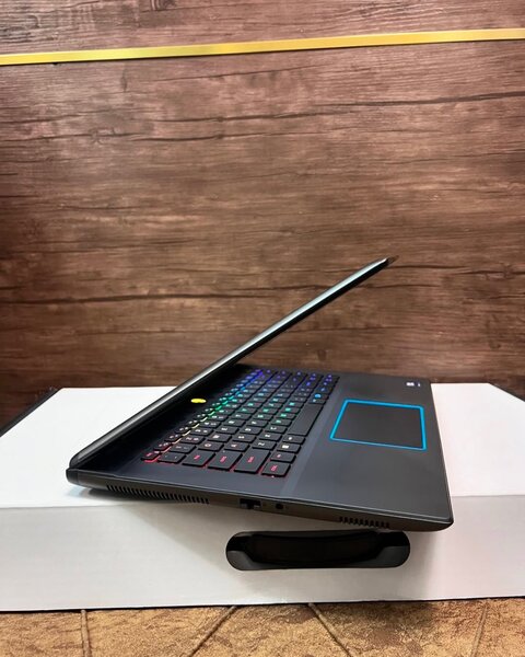 Alienware M16 R2 gaming laptop
