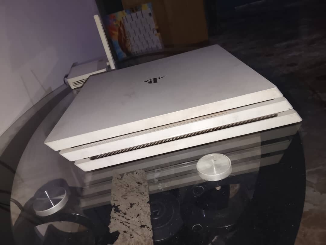 Console Sony PS4 Pro Blanc