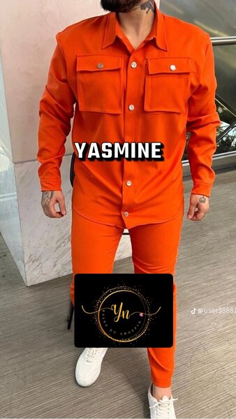 Homme branché