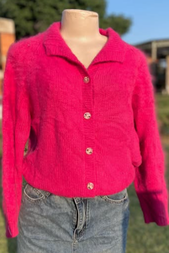 Short knitted sweater with buttons size: M