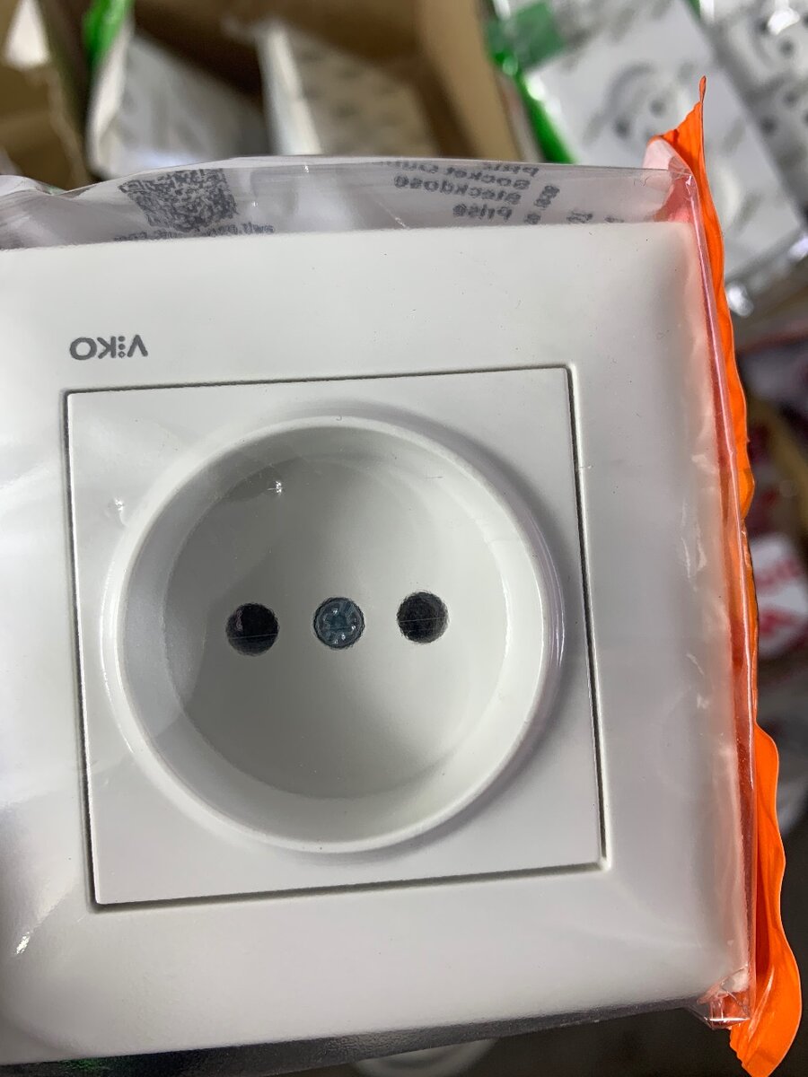 розетка одинаковые