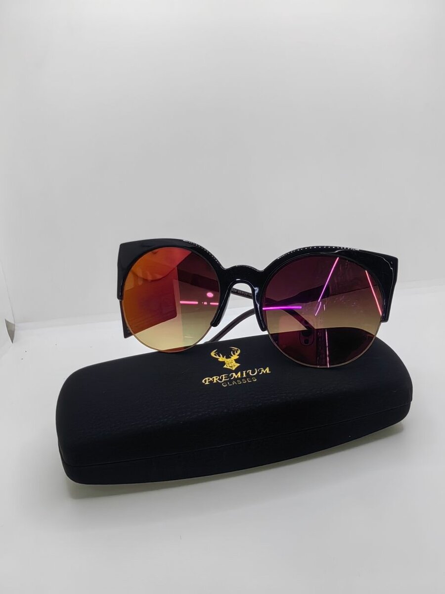 Lunettes de Soleil Modernes