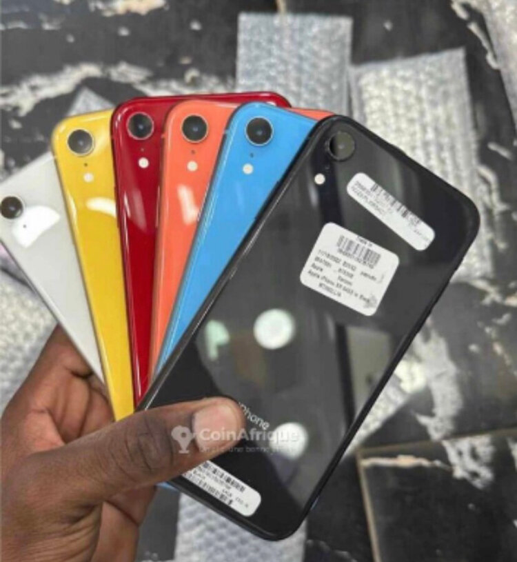 iPhones colorés reconditionnés