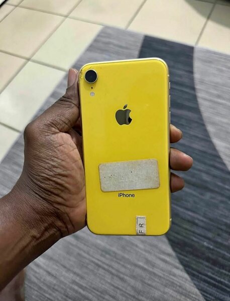 iPhone XR deuxième main propre