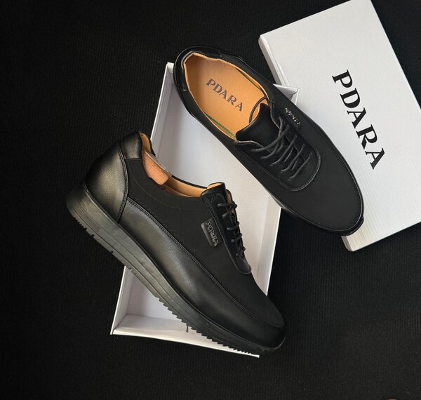 Chaussures élégantes en cuir noir