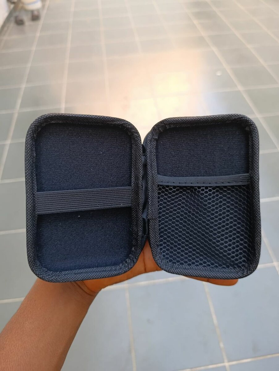 Étui de rangement compact