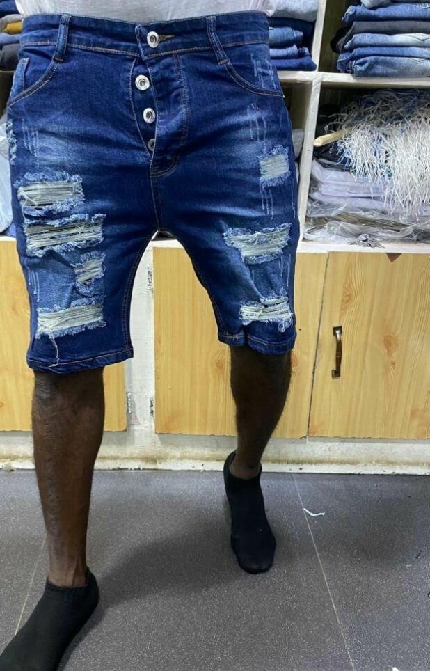 Shorts en Jean Déchiré Homme
