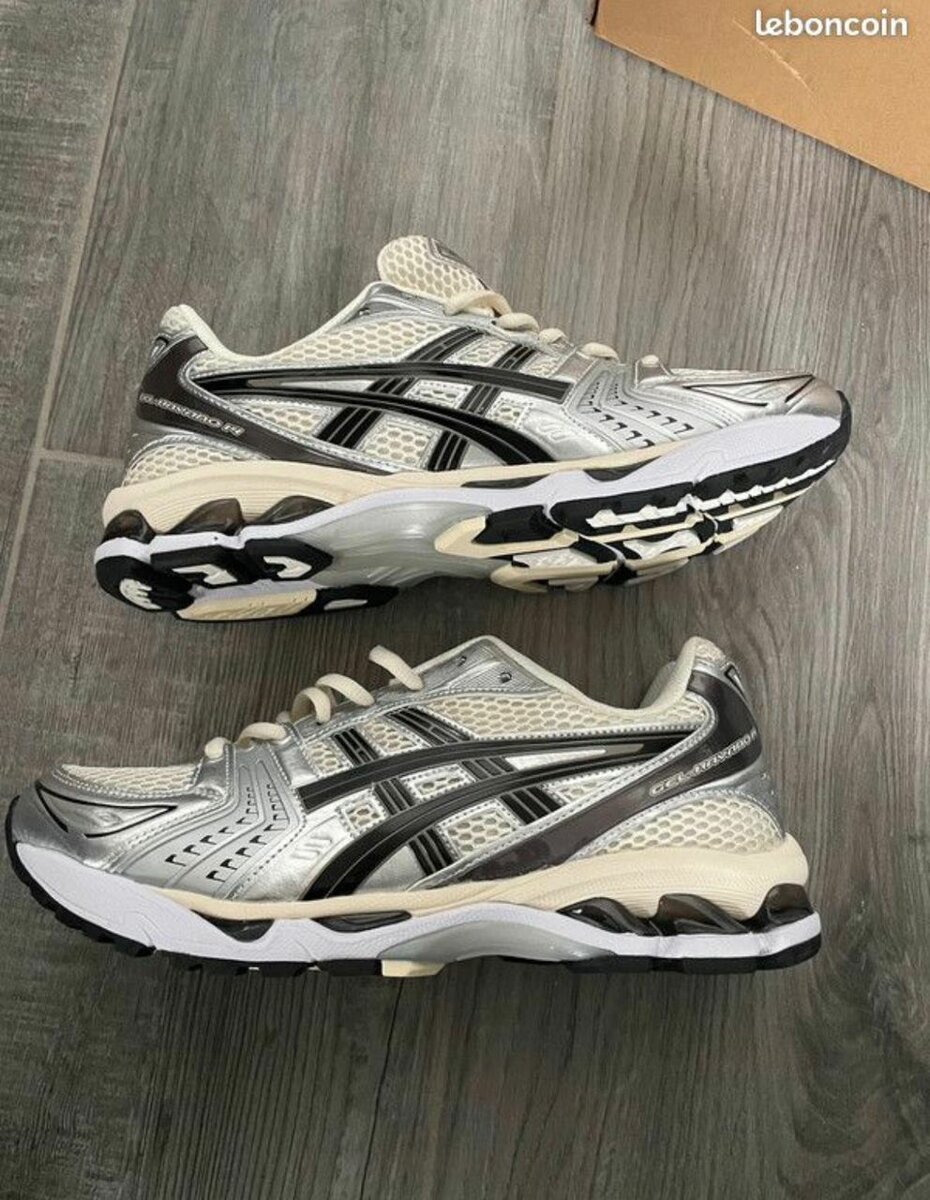 Asics Chaussures de Course