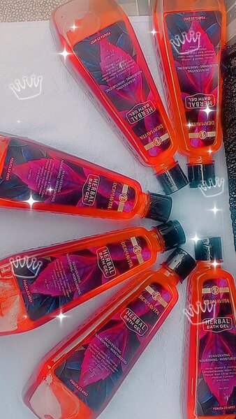 Hebal glowing bath gel