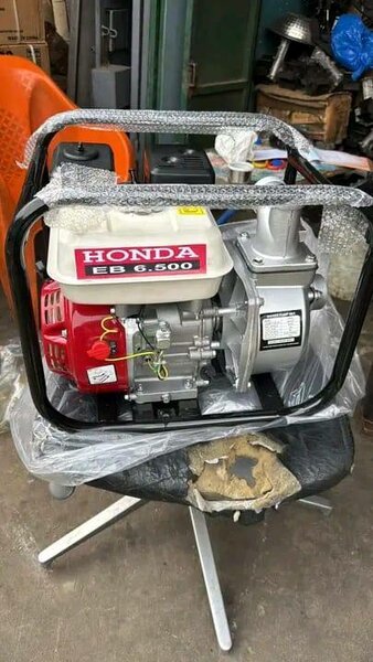 Pompe à eau Honda EB 6500