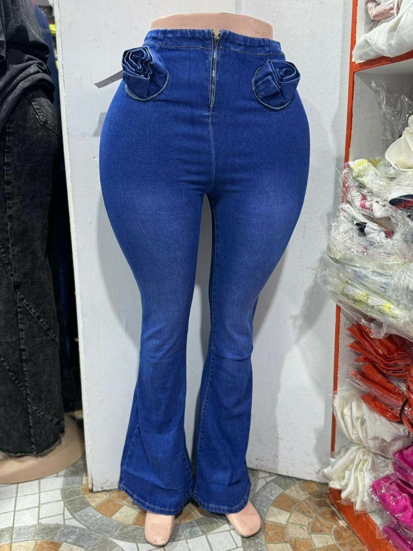 Jeans taille haute évasée