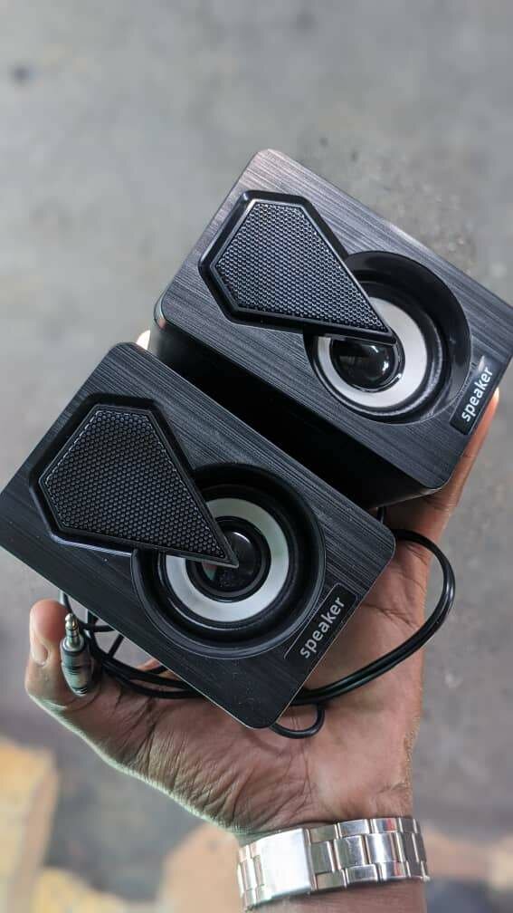 Min laptop speakers